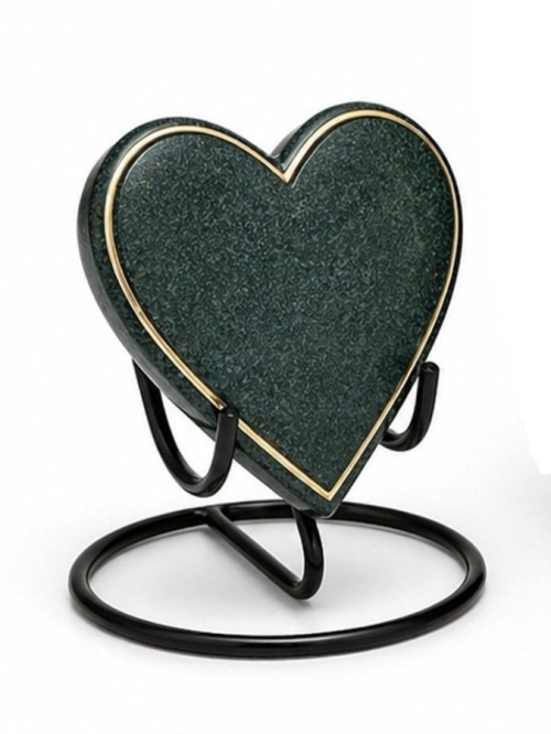 Groene urn met gouden accenten