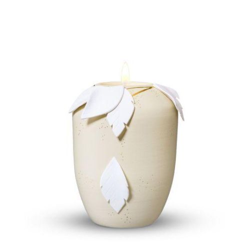 Pearl Falling Leaves